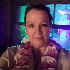 Meet your Posher, Cheri